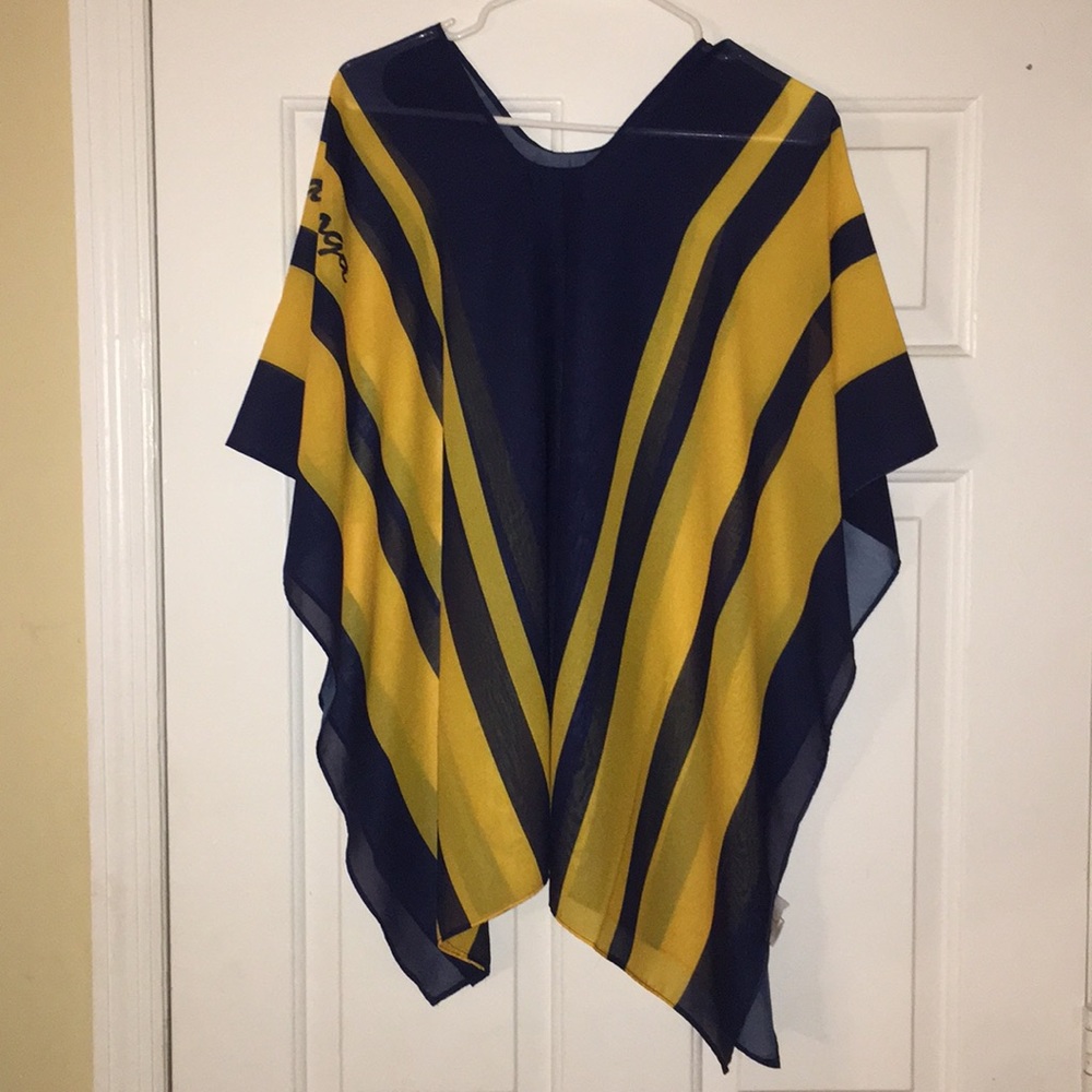 Chattanooga Mocs poncho